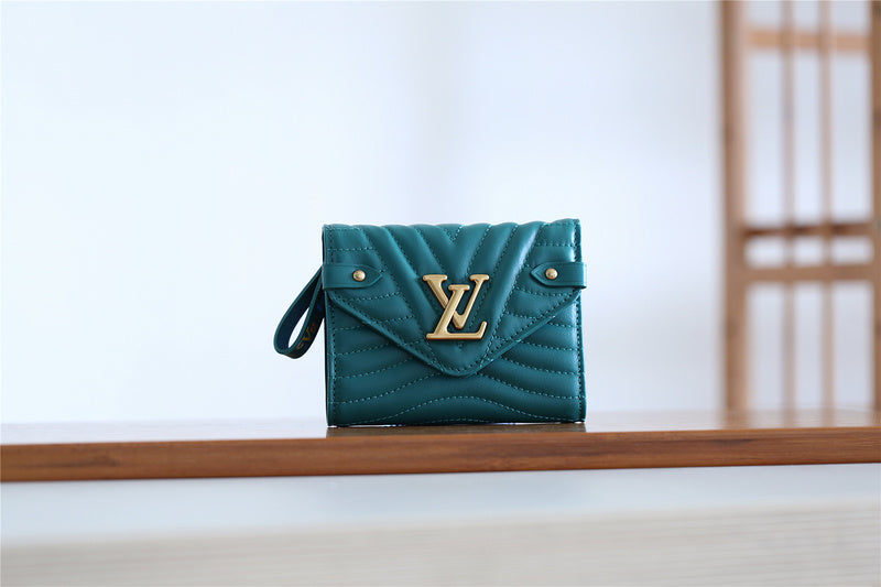 Franco Shops - Louis Vuittons  - 9363