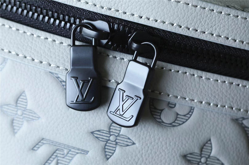 Franco Shops - Louis Vuittons  - 9563