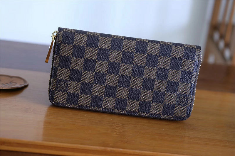 Franco Shops - Louis Vuittons  - 9340