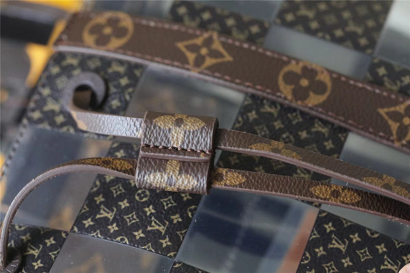 Franco Shops - Louis Vuittons  - 9648