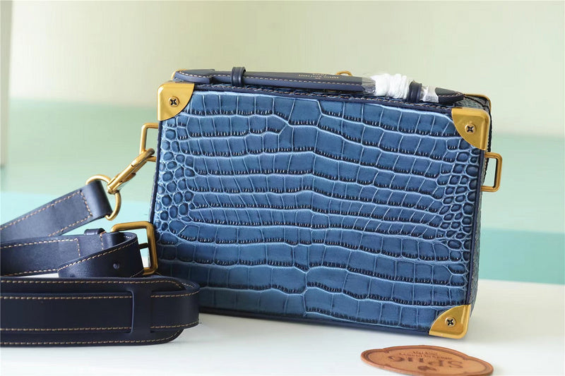 Franco Shops - Louis Vuittons  - 10115