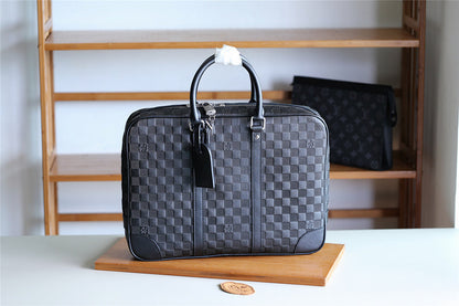 Franco Shops - Louis Vuittons  - 9850