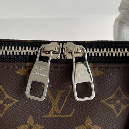 Franco Shops - Louis Vuittons  - 12654
