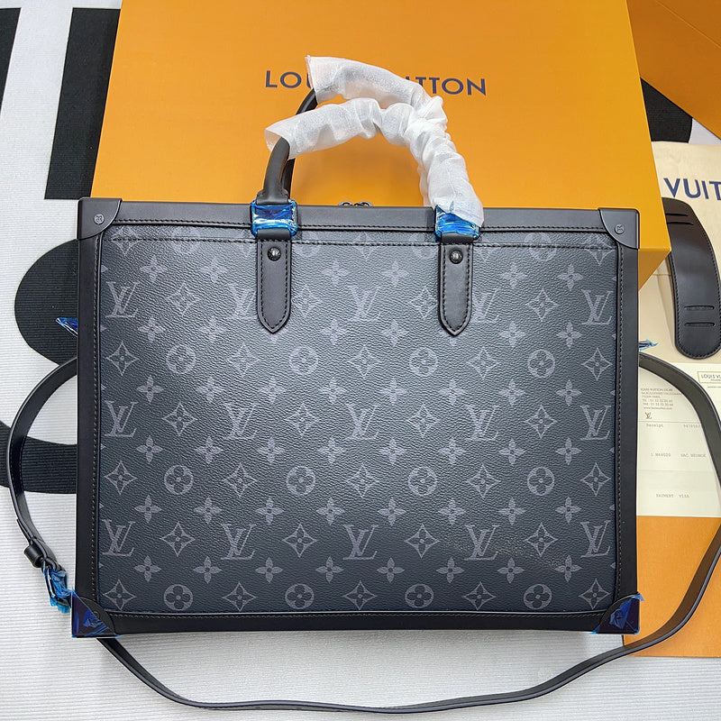 Franco Shops - Louis Vuittons  - 9847