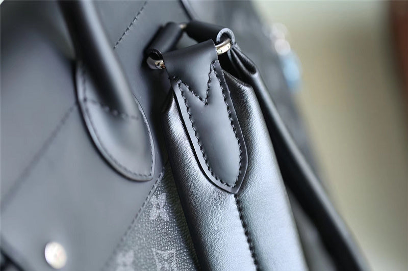 Franco Shops - Louis Vuittons  - 9749