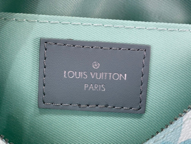 Franco Shops - Louis Vuittons  - 15227