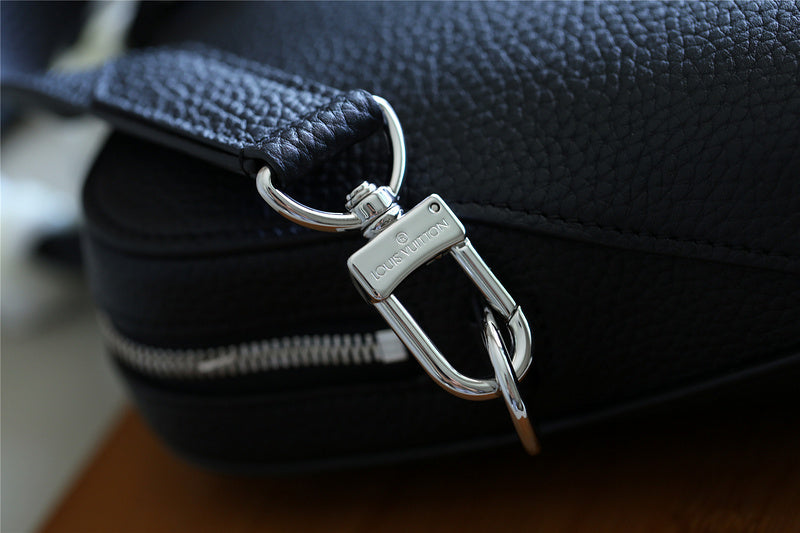 Franco Shops - Louis Vuittons  - 9879