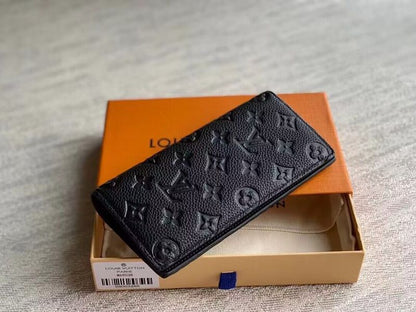 Franco Shops - Louis Vuittons  - 15759
