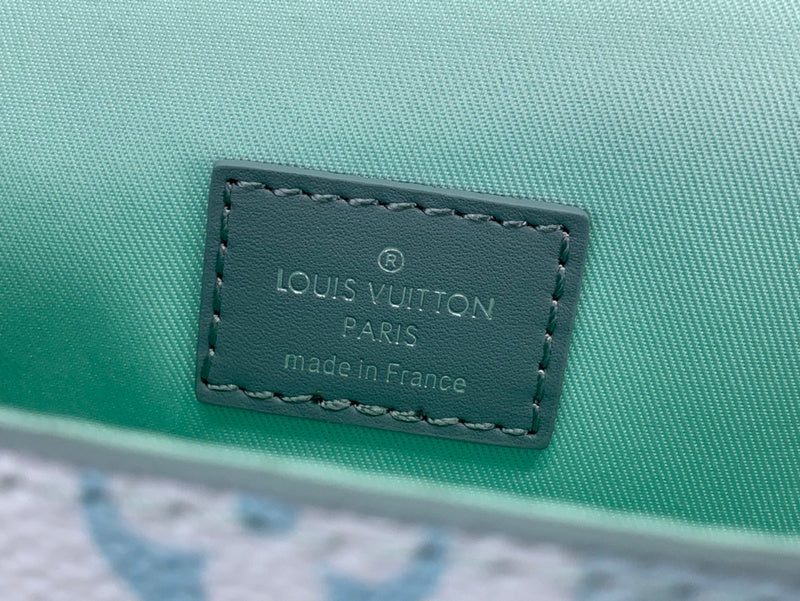 Franco Shops - Louis Vuittons  - 15226