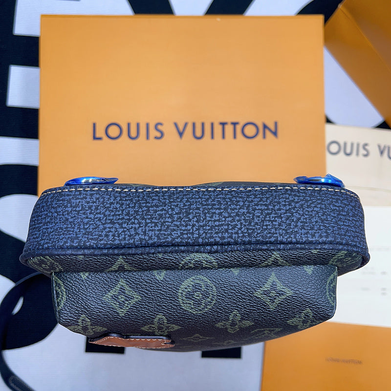 Franco Shops - Louis Vuittons  - 10213