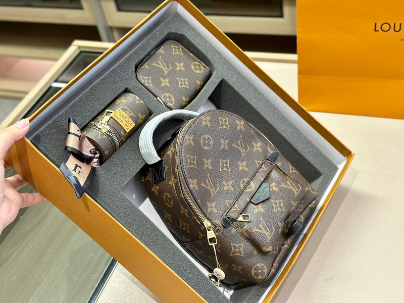 Franco Shops - Louis Vuittons  - 14896