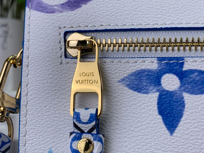 Franco Shops - Louis Vuittons  - 15236