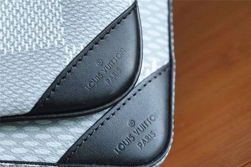 Franco Shops - Louis Vuittons  - 10061