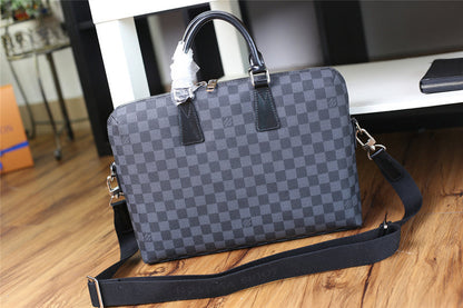 Franco Shops - Louis Vuittons  - 9875