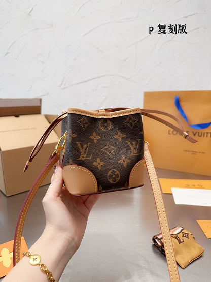 Franco Shops - Louis Vuittons  - 14945