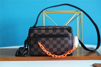 Franco Shops - Louis Vuittons  - 10174