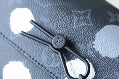 Franco Shops - Louis Vuittons  - 9991