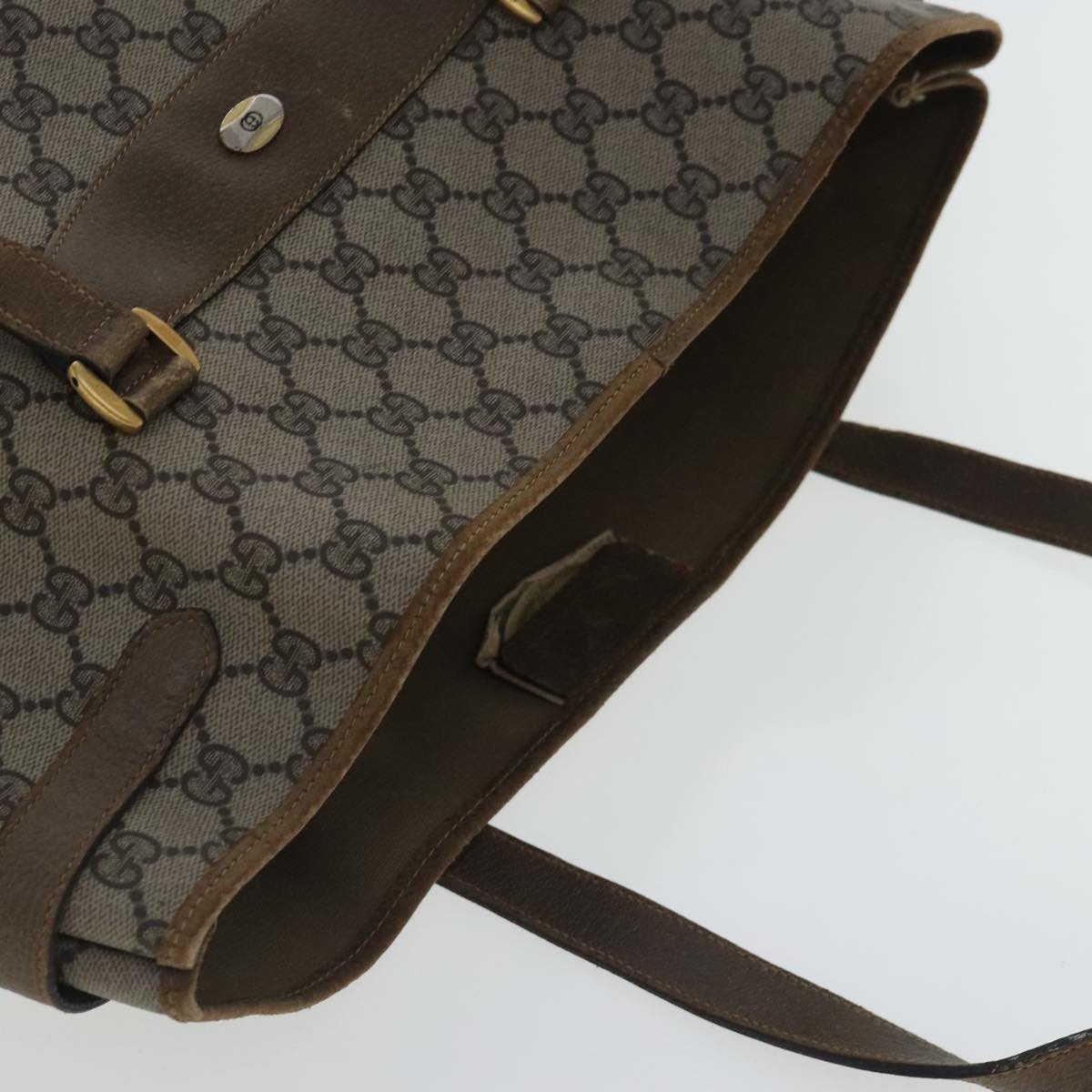 Gucci GG Supreme