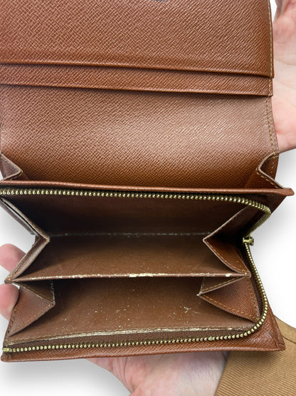 Wallet Designer By Louis Vuitton  Size: Medium