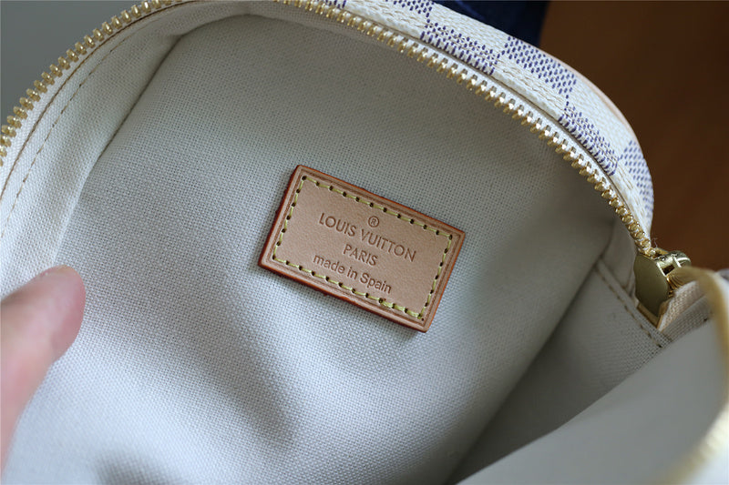Franco Shops - Louis Vuittons  - 9388