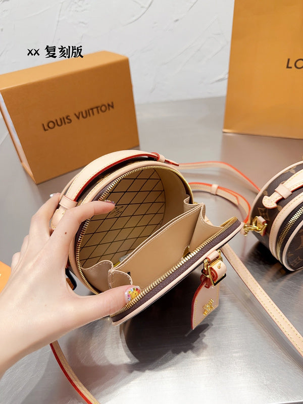 Franco Shops - Louis Vuittons  - 14917