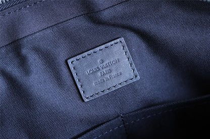 Franco Shops - Louis Vuittons  - 9827