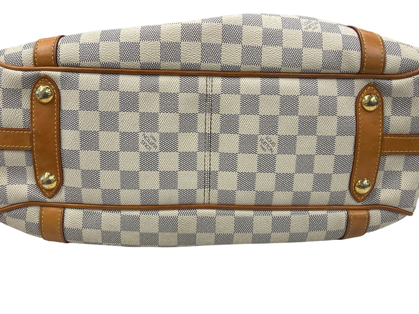 Handbag Luxury Designer By Louis Vuitton  Size: Large