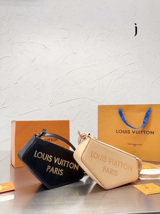 Franco Shops - Louis Vuittons  - 14919