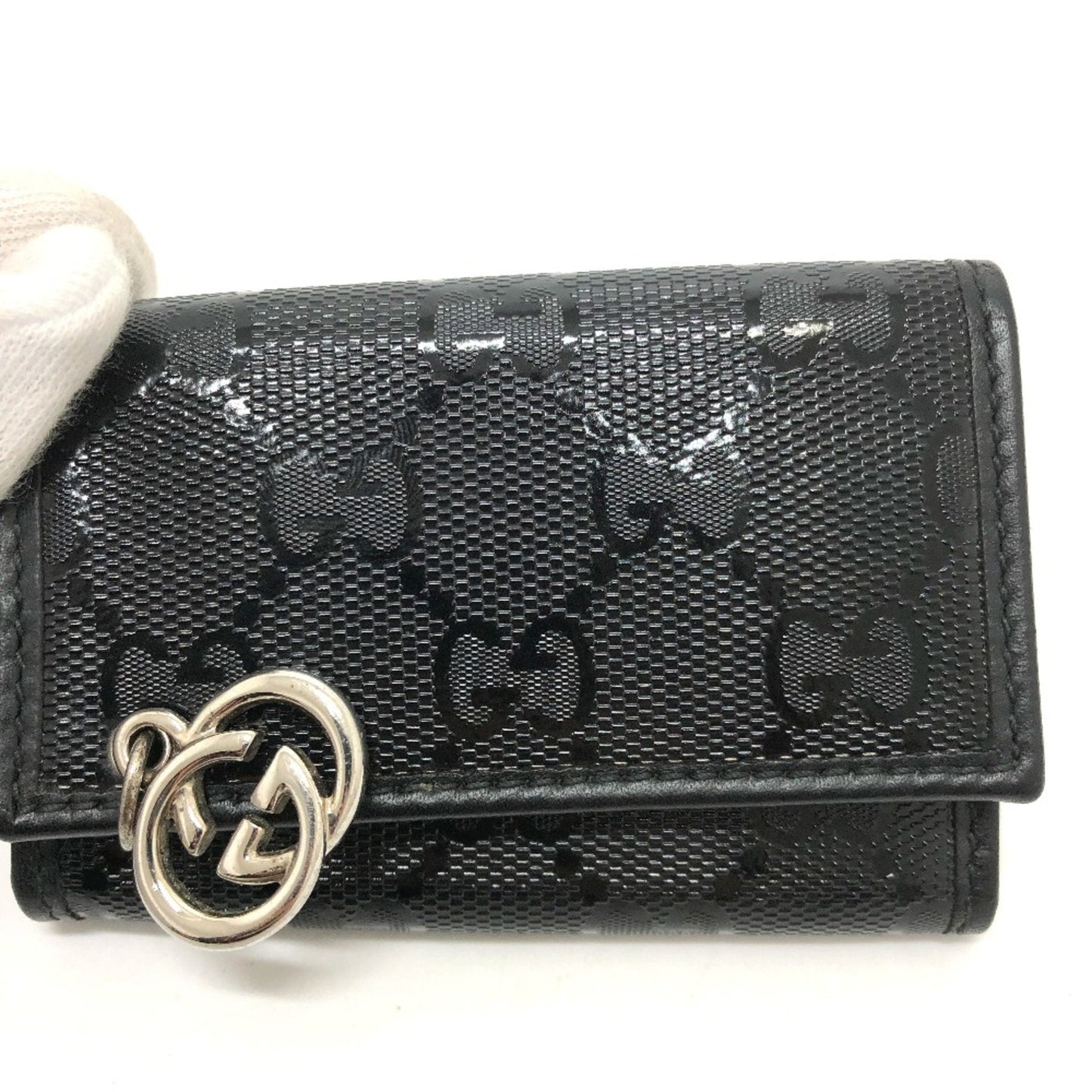 Gucci GG pattern