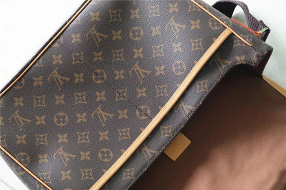 Franco Shops - Louis Vuittons  - 10013