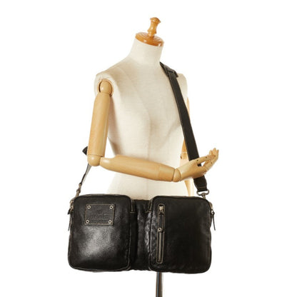 Gucci --