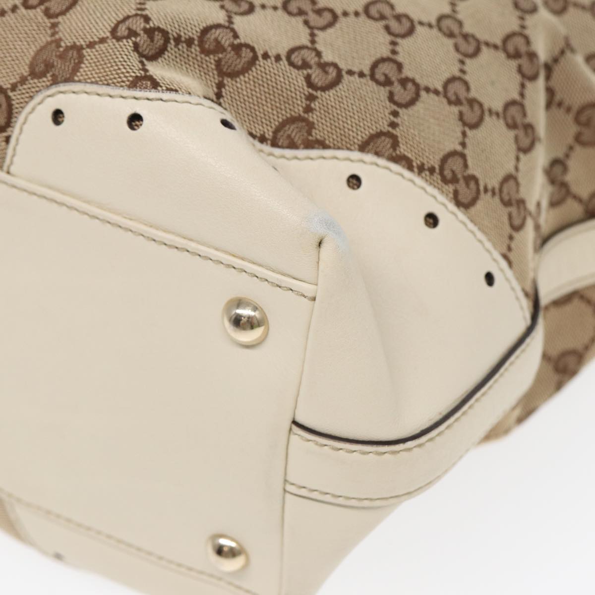 Gucci GG canvas