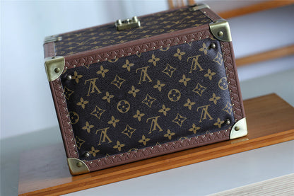 Franco Shops - Louis Vuittons  - 9515