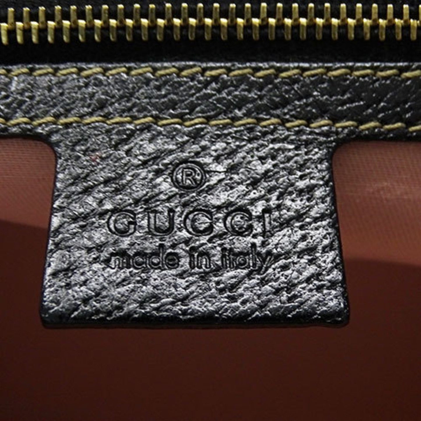 Gucci Charmy