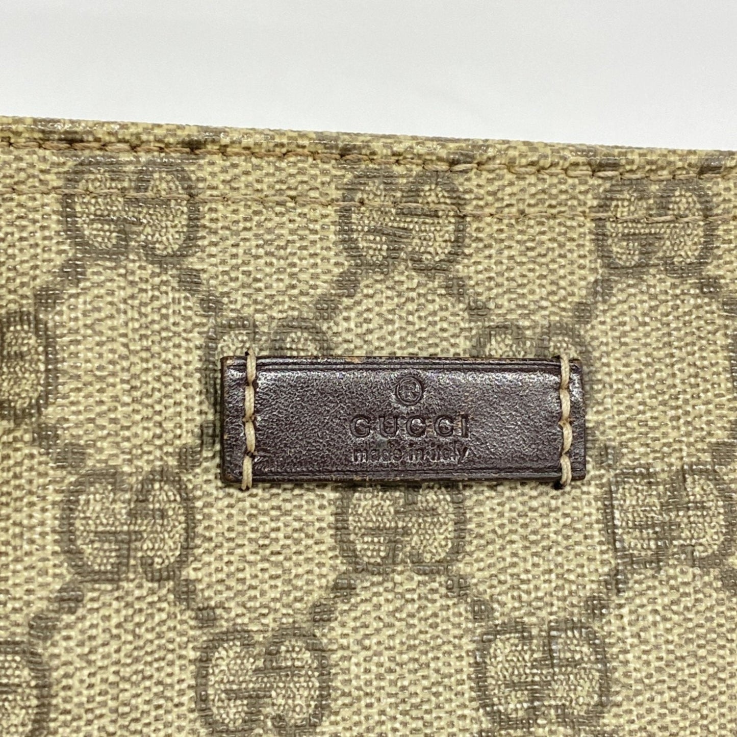 Gucci GG Supreme