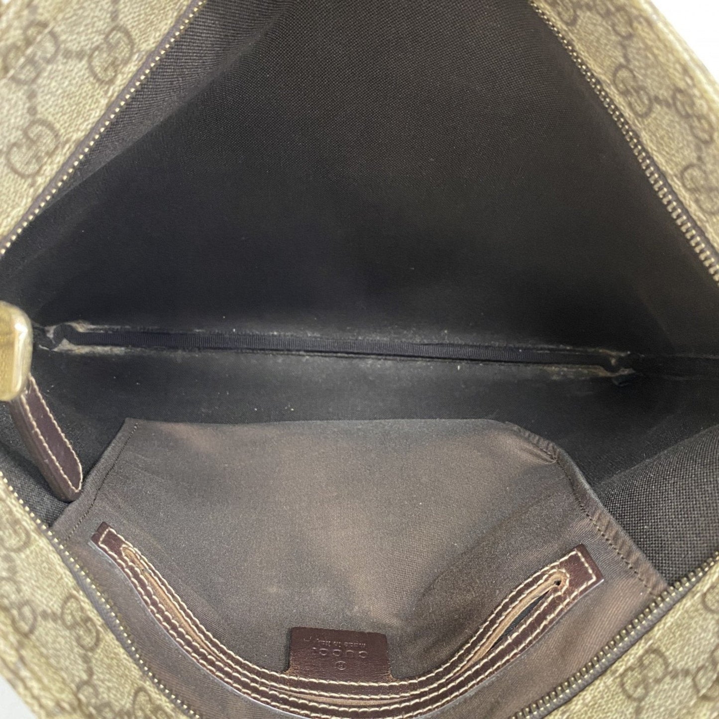 Gucci GG Supreme