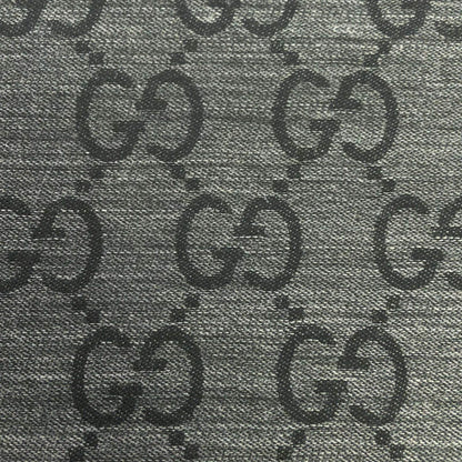 Gucci --