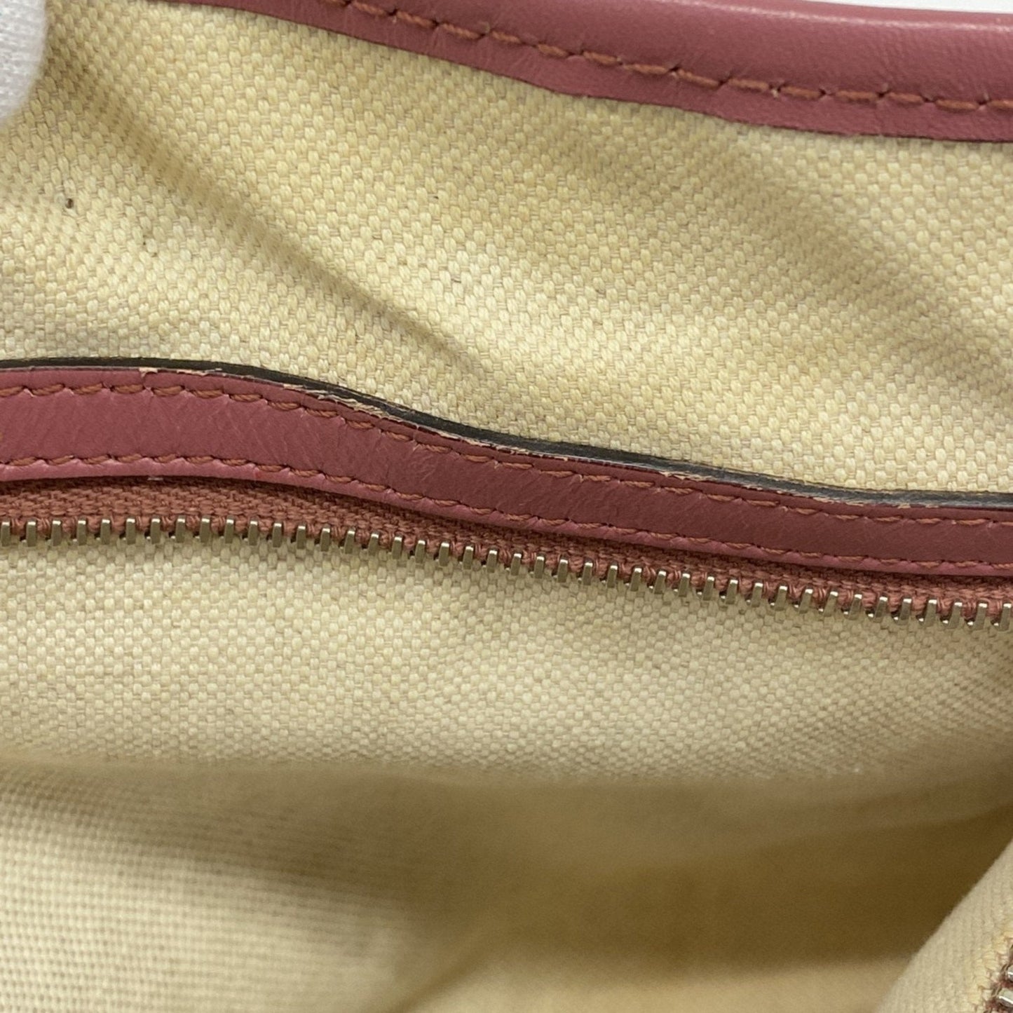 Gucci Interlocking G