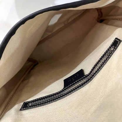 Gucci Messenger