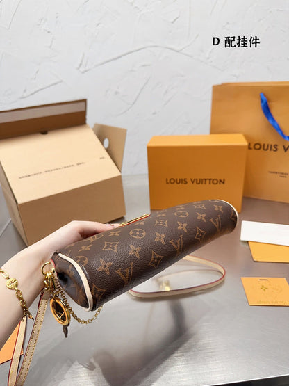 Franco Shops - Louis Vuittons  - 15083