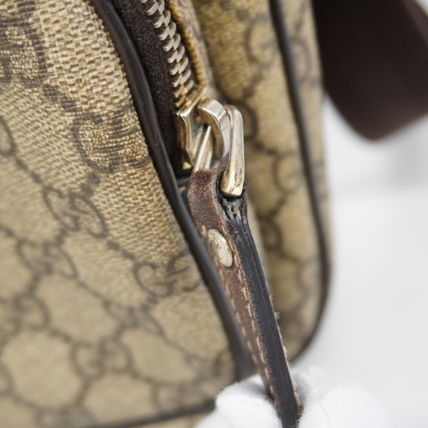 Gucci Messenger