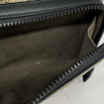 Gucci GG canvas