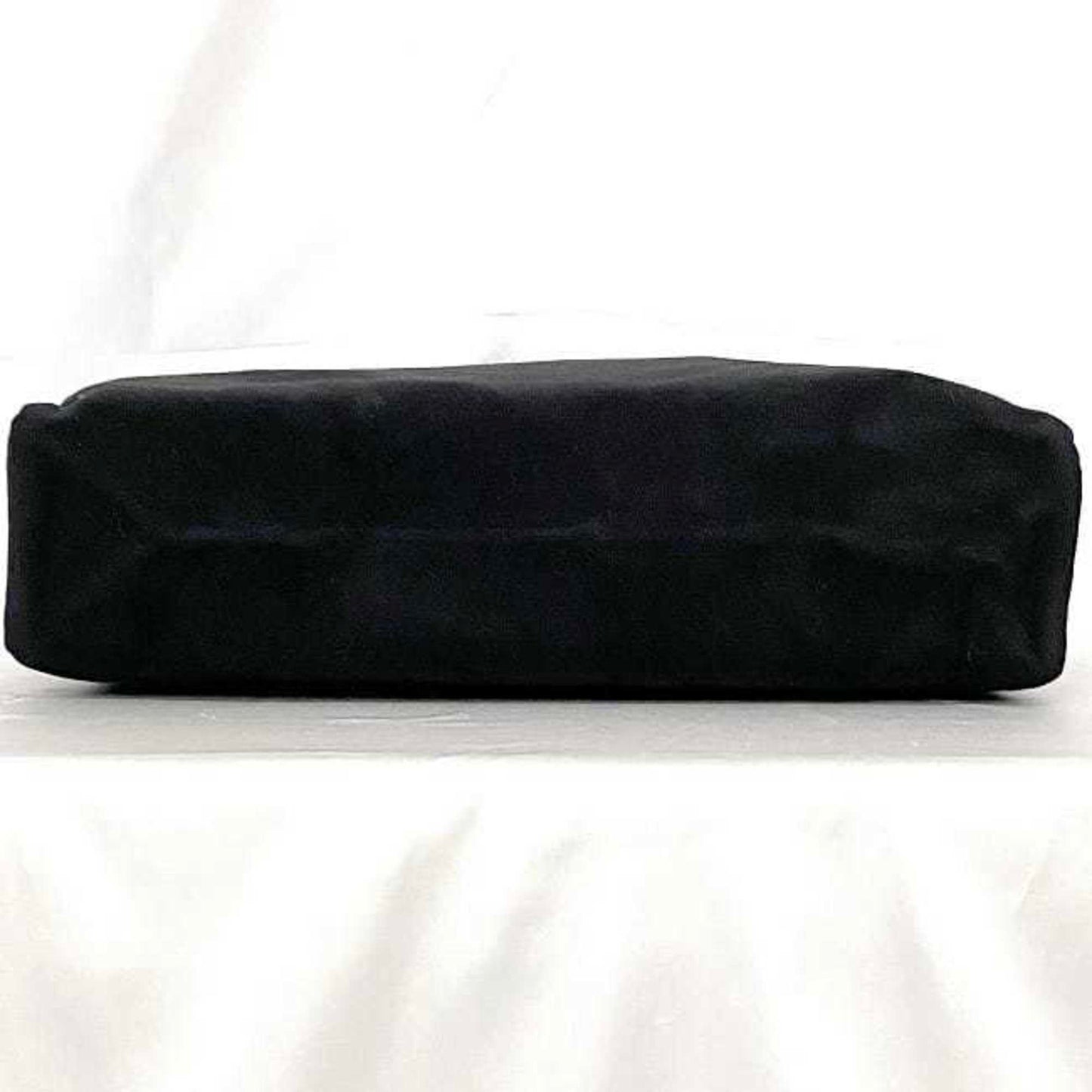 Gucci G Logo