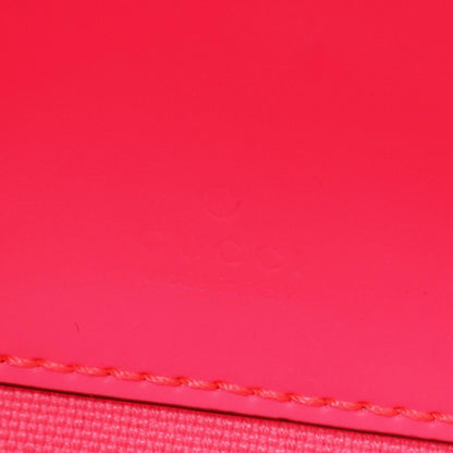 Gucci --