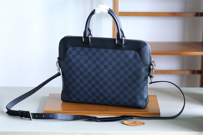 Franco Shops - Louis Vuittons  - 9880