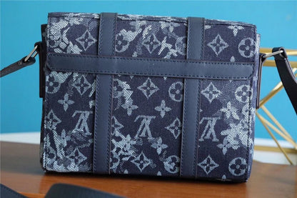 Franco Shops - Louis Vuittons  - 10163