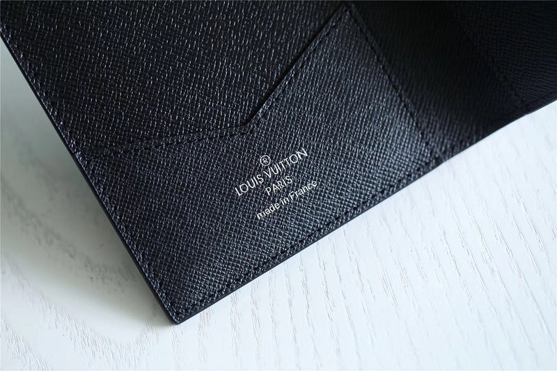 Franco Shops - Louis Vuittons  - 9244