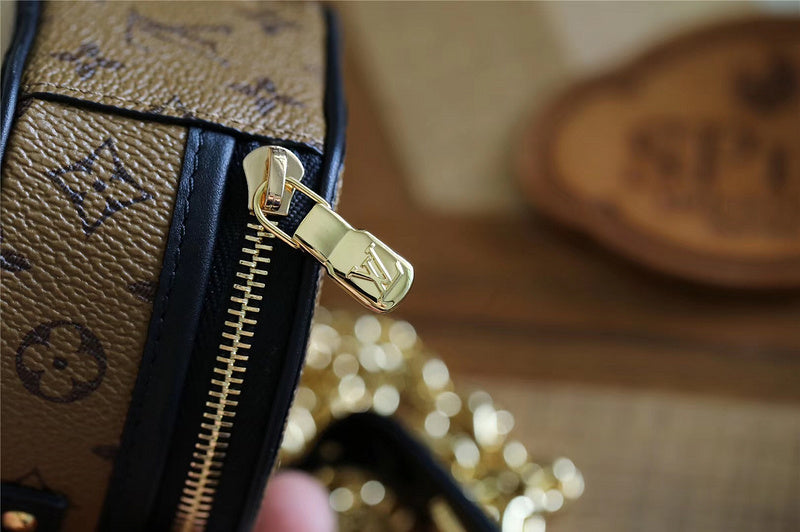 Franco Shops - Louis Vuittons  - 9184