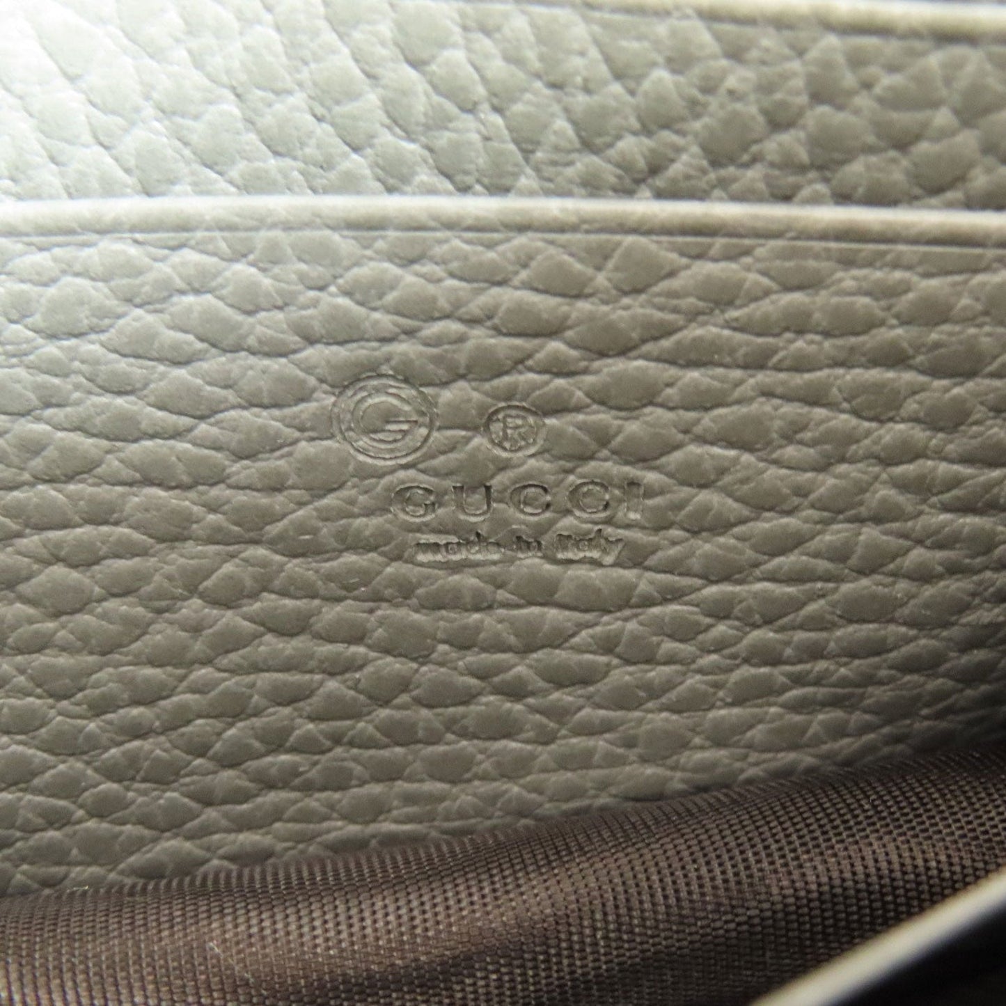 Gucci Wallet on Chain