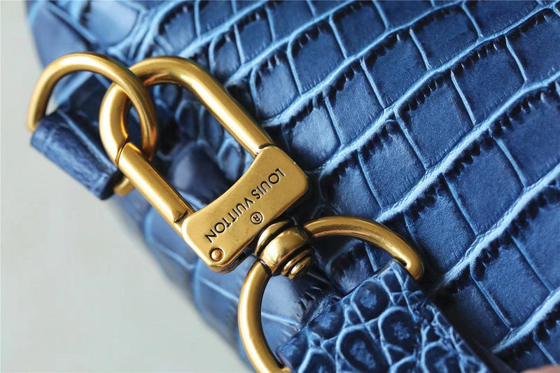 Franco Shops - Louis Vuittons  - 9957